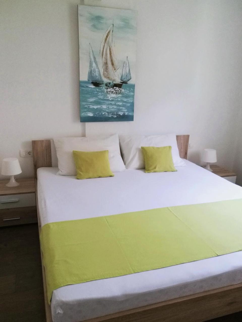 Nemira Beach Apartments Omiš Exteriör bild