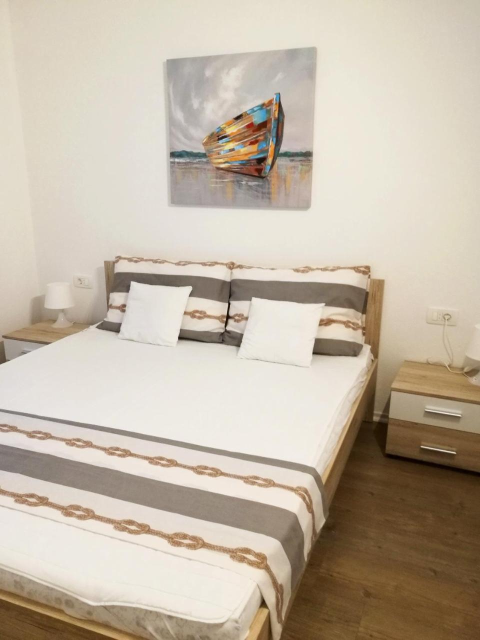 Nemira Beach Apartments Omiš Exteriör bild