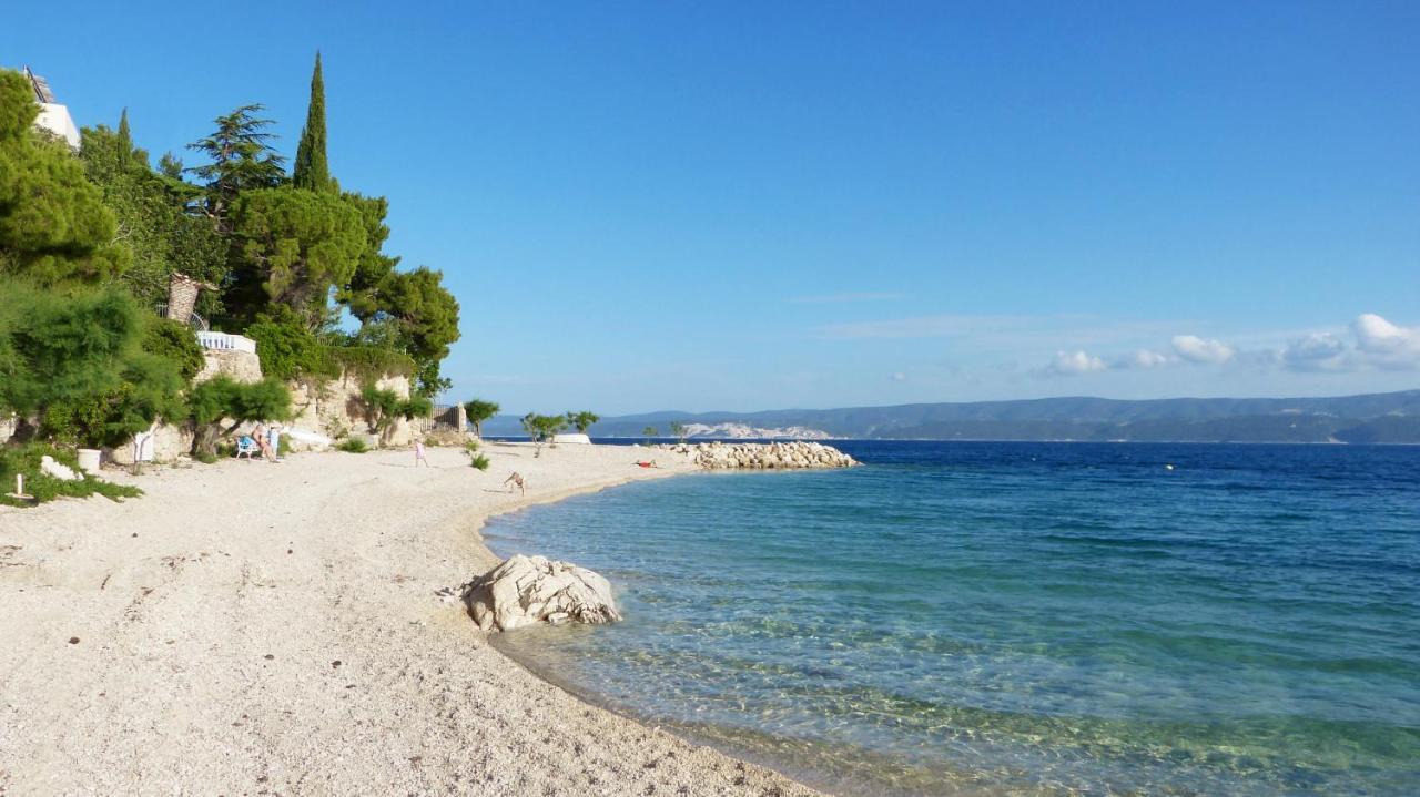 Nemira Beach Apartments Omiš Exteriör bild